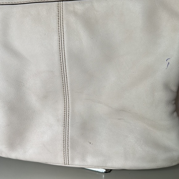 Coach Cream Color Shoulder Bag - Picture 3 of 14